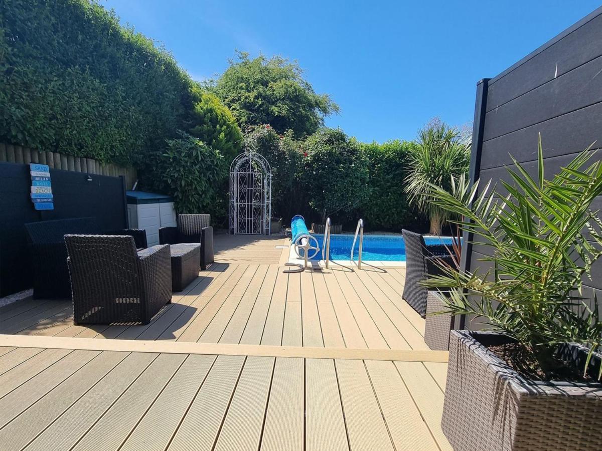 Beautiful Apartment With Private Pool Near Tenby 基尔格蒂 外观 照片